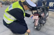 电瓶车怎么上牌？手续不清被拦下，该找谁？