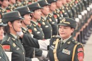 政委是什么级别？部队里喊一声‘政委’到底该敬礼还是递茶？