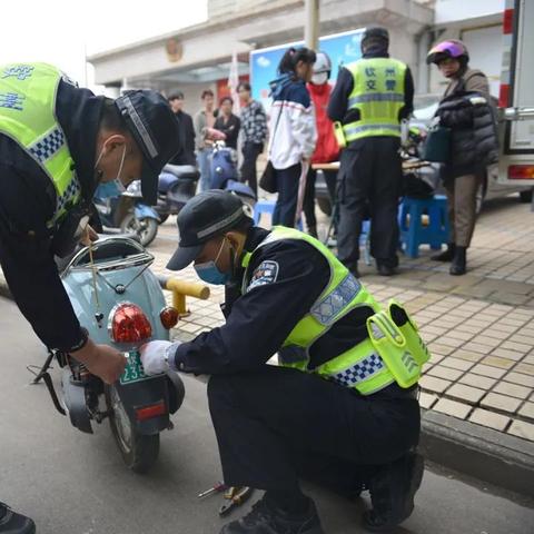 行驶证怎么查？一文教你轻松掌握查询方法！