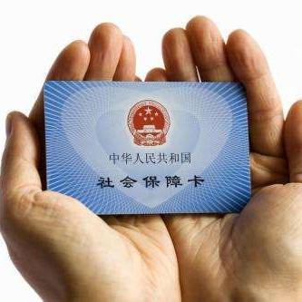 公司不交社保，我是该默默离职还是硬刚维权？