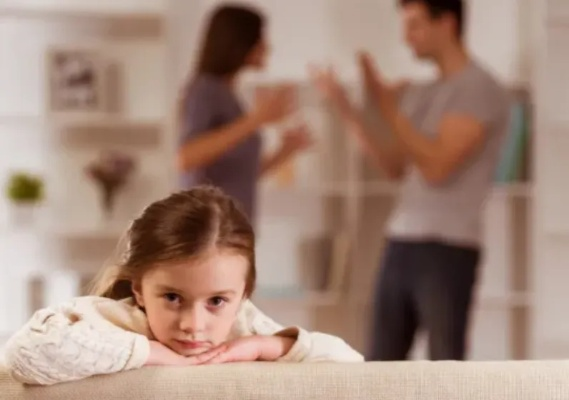 离婚后，孩子的探视时间到底多久才合适？