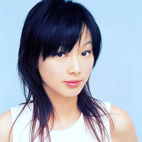 女人离婚后，到底要多久才能真正走出阴霾？