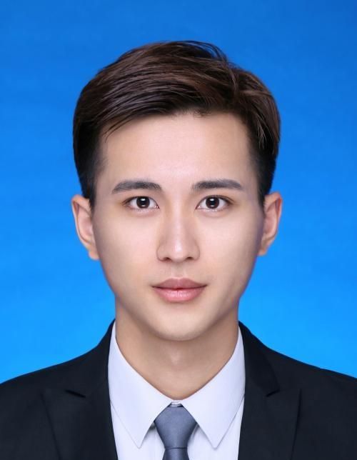 证件照怎么拍好看？这些小技巧让你告别照骗尴尬！