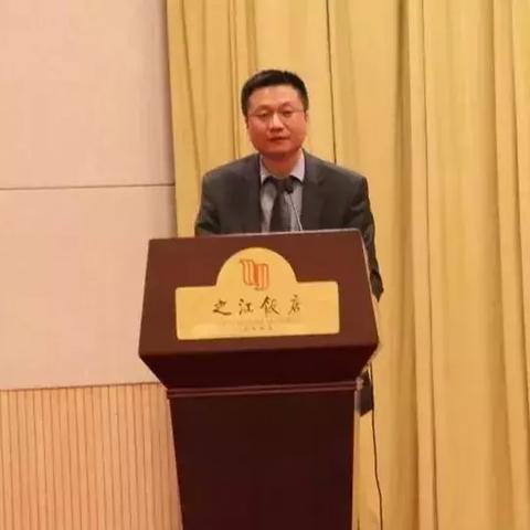 网贷逾期四年多没还，会坐牢吗？资深律师教你3招化解危机！