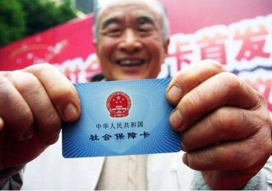 胖东来交不交社保？员工权益背后藏着哪些法律秘密？
