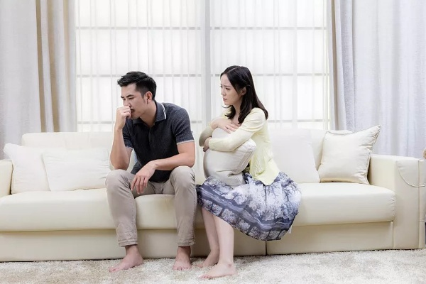 离婚后，到底多久我得搬出原来的房子？