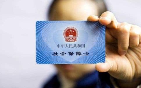 45岁员工不交社保，是省钱还是埋雷？