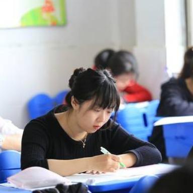 不交社保每月3500元，你真的赚到了吗？