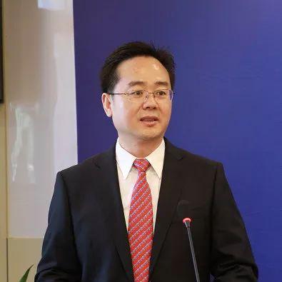 左转车道直行怎么处罚？律师详解违规后果与应对策略