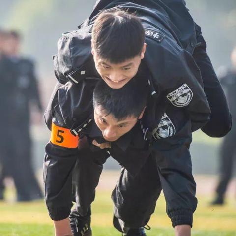 网贷无逾期，会影响狱警政审征信吗？资深律师一文讲透！