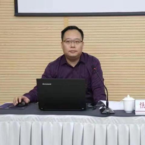 不交社保，还能交公积金吗？律师深度解析