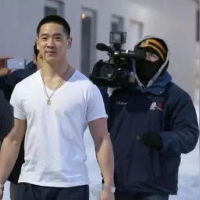 家暴怎么能构成轻伤害？