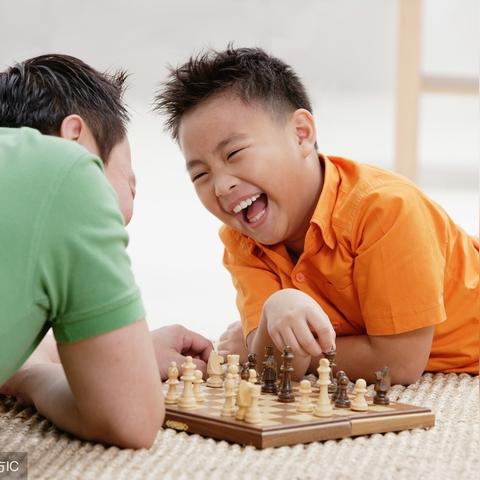 脊椎骨折后，轻伤是怎么鉴定出来的？