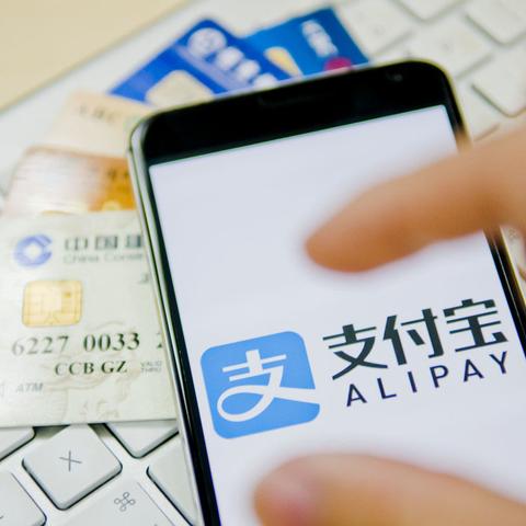 月光足逾期1年，你的信用记录会怎样？