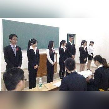 怎么申请银行卡？新手必看的完整指南！