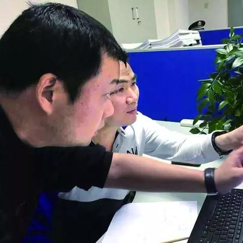网贷逾期后，走访中心打电话是真的吗？别慌，律师教你辨真假！