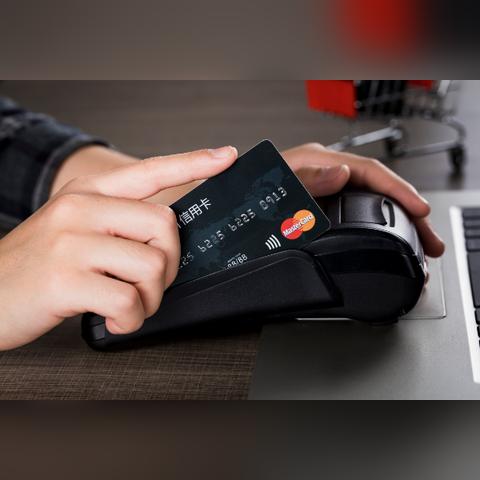 小网贷逾期一年APP打不开，债务会自动消失吗？