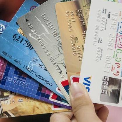信用卡逾期一年，利息会滚到多少？一位律师的真心话