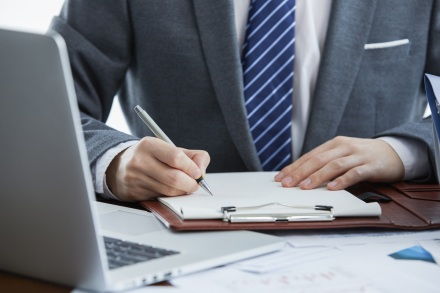 我也不交社保，真的能省心吗？一位律师的深度思考