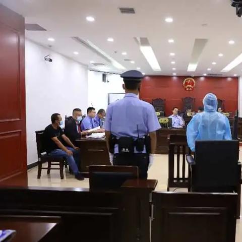 胫骨骨折了算轻伤？这事儿法律上怎么判？