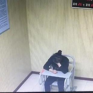 受了轻伤怎么办？赔偿谈不拢怎么办？