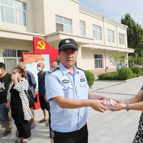 收到邮政快递催收短信就慌了？别急，先搞清这几点再行动！