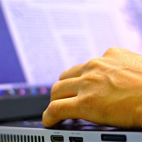 助学贷款逾期会发短信吗？收到催收短信该怎么办？