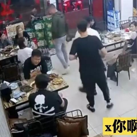 开车撞了人，只是轻伤，该怎么赔偿呢？会不会很麻烦？