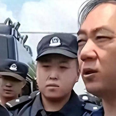 轻伤一级，要坐牢吗？赔钱怎么算？