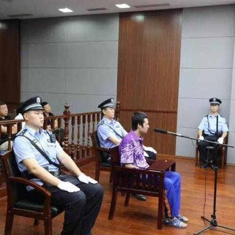 被人打致轻伤，咋申请公诉讨说法？公安不立案咋办？
