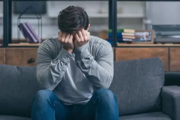 怎么体轻伤心？心里难受得不行了怎么办？
