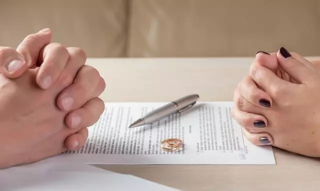 离婚后多久签字？签字前这些关键点别忽略！