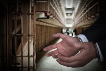 互殴致轻伤二级怎么判？双方都动手了，后果有多严重？