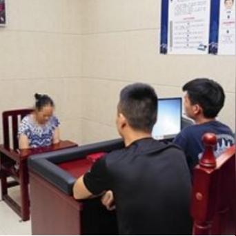 把人打成轻伤害，会怎么判刑？万一出事了该怎么办？