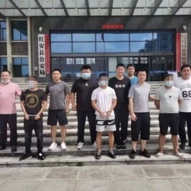 持械伤人到底会坐多久牢？轻则拘留，重则十年起步！