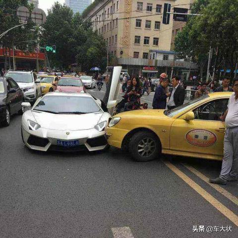 实线掉头被拍了怎么罚？交警没拦你是不是就没事？真相来了！