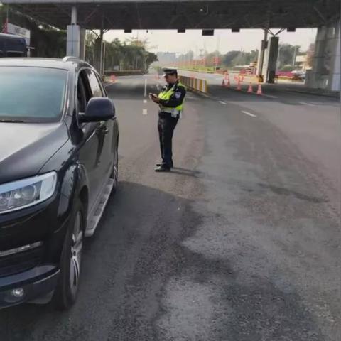 突然收到贷款逾期短信？别慌！先确认这3件事，否则可能吃大亏！