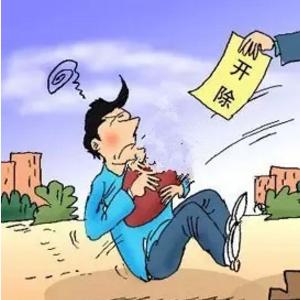 租的车出事故了，违章记录算谁的？怎么查才不吃哑巴亏？
