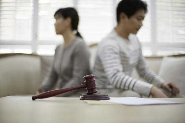 强制离婚后多久生效？离婚判决何时才能执行？