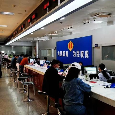 逾期记录会上传到哪里？突然降额了怎么办？