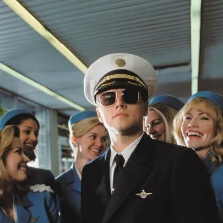 收到假币怎么办?不小心用了假钞会坐牢吗?律师手把手教你应对! 收到假币怎么办?不小心用了假钞会坐牢吗?律师手把手教你应对!