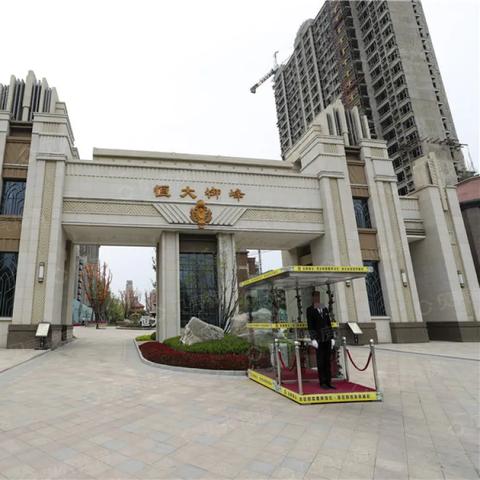 车位贷逾期被银行起诉?别慌!3步自救指南+真实案例拆解 车位贷逾期被银行起诉?别慌!3步自救指南+真实案例拆解