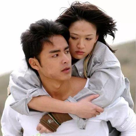 起诉离婚怎么走流程？想离又怕踩坑？律师手把手教你避雷上岸