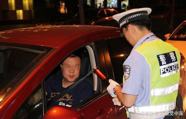 酒后开车后果有多严重?一不小心就喝进拘留所! 酒后开车后果有多严重?一不小心就喝进拘留所!