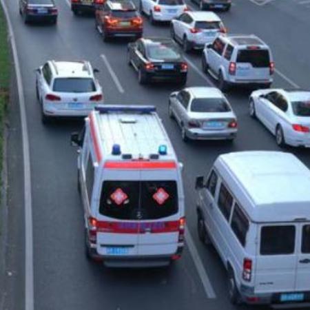 闯红灯怎么算？被拍了能申诉吗？这些细节90%的人都搞错了！