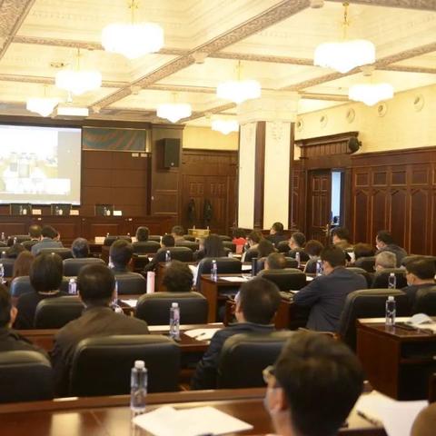 可以不请律师应诉吗?自己上法庭的利与弊 可以不请律师应诉吗?自己上法庭的利与弊