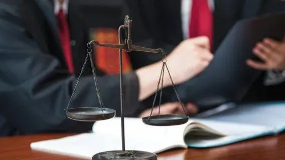 刑事案件三个阶段请律师，什么时候请最合适？错过时机怎么办？