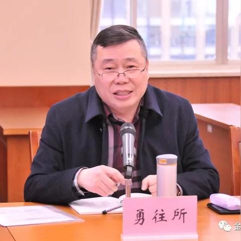 民事诉讼双方是不是都要请律师？不请律师的风险你知道吗？