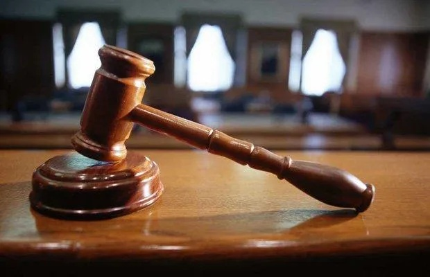 民事二审判决不服怎么办？请律师能帮你扭转局面吗？