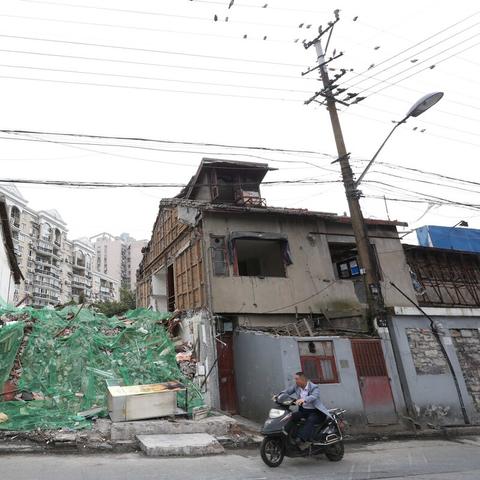 贷款逾期怎么办?催收上门断电,律师教你从容应对 贷款逾期怎么办?催收上门断电,律师教你从容应对